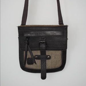 Sherpani crossbody purse